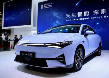 عربيتان ضمن أكبر 5 مستوردين للسيارات الصينية