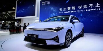 عربيتان ضمن أكبر 5 مستوردين للسيارات الصينية