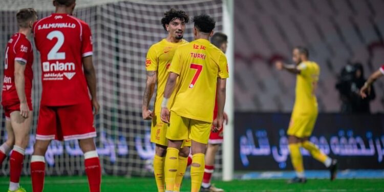 دوري روشن السعودي: القادسية يتفوَّق على الوحدة بثلاثية