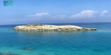 جبل سيرين: ملتقى الشعب المرجانية والمياه الفيروزية في سواحل مكة