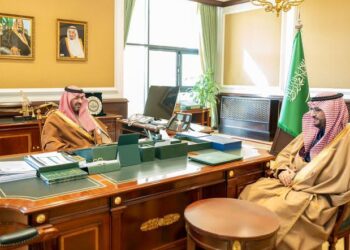 نائب أمير منطقة تبوك يطّلع على تقرير عن مؤشرات الأداء للخدمات الصحية بالمنطقة