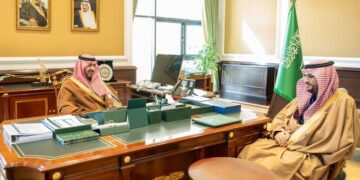 نائب أمير منطقة تبوك يطّلع على تقرير عن مؤشرات الأداء للخدمات الصحية بالمنطقة