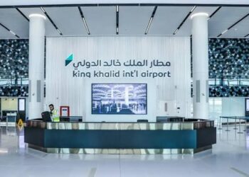 وزير النقل يدشن الصالة رقم 1 في مطار الملك خالد الدولي بالرياض