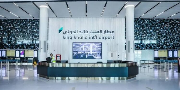 وزير النقل يدشن الصالة رقم 1 في مطار الملك خالد الدولي بالرياض