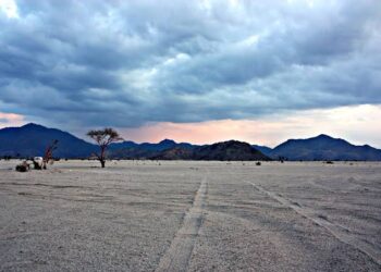 وادي المغمس بالعاصمة المقدسة يشهد توافد المتنزهين