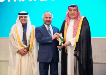 جامعة الملك فيصل شريك إستراتيجي في المؤتمر الدولي للطاقة المتجددة بالبحرين