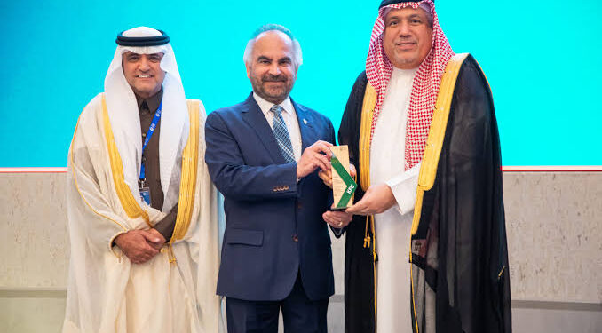 جامعة الملك فيصل شريك إستراتيجي في المؤتمر الدولي للطاقة المتجددة بالبحرين