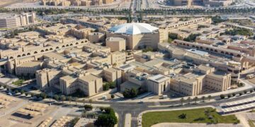 تحويل الدراسة الحضورية غدًا إلى نظام الدراسة “عن بعد” بجامعة القصيم