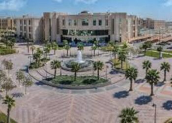 جامعة الإمام عبدالرحمن بن فيصل تحصد لقب دوري المناظرات 2025