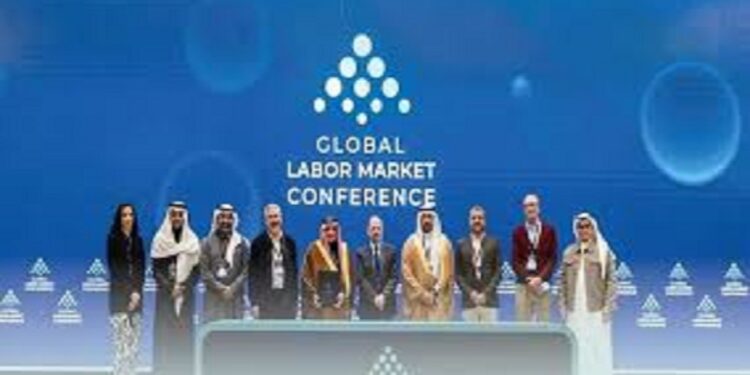 المؤتمر الدولي لسوق العمل يبحث تأثير الذكاء الاصطناعي على مستقبل الوظائف