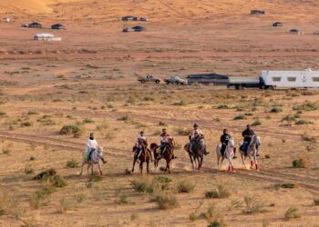 مناطق التخييم تزيد إقبال المتنزهين على المناطق الربيعية في الجوف