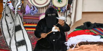 أمير منطقة حائل يوجه بتمديد “مهرجان حرفة” حتى السبت المقبل