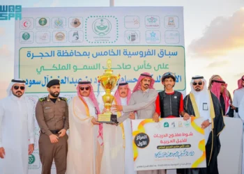 انطلاق سباق الفروسية الخامس في الحجرة