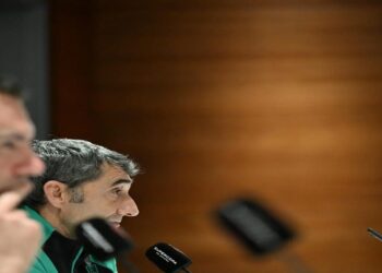 المدير الفني لأتلتيك بلباو: مواجهة برشلونة في نصف نهائي كأس السوبر الإسباني ستكون صعبة