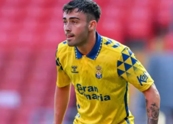 بعد اهتمام الهلال والاتحاد .. لاس بالماس يحسم مصير ألبرتو موليرو