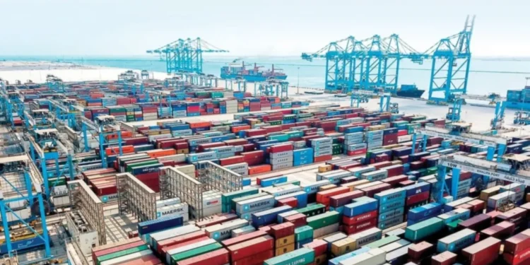 الإحصاء: ارتفاع صادرات المملكة غير النفطية 19.7% في نوفمبر الماضي