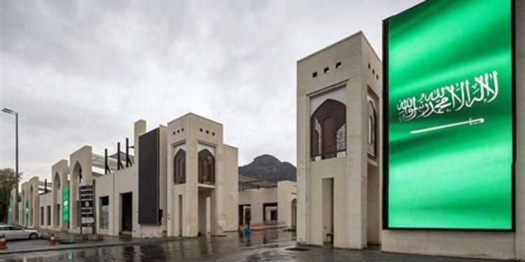 حي حراء الثقافي يقدم فعالية “ميدان التحديات” لزواره