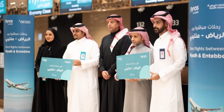 طيران ناس يحتفل بتدشين أولى رحلاته المباشرة بين الرياض وعنتيبي في أوغندا