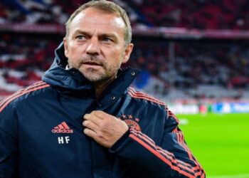 مدرب برشلونة: سعيد باللعب في السعودية أمام جماهير عاشقة لكرة القدم