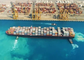 ارتفاع تاريخي للصادرات غير البترولية في السعودية.. والميزان التجاري يتراجع