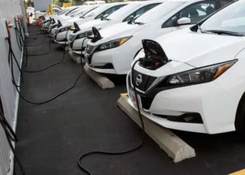 نصائح مهمة قبل شراء سيارة كهربائية مستعملة لضمان تجربة ناجحة.. إنفوجراف