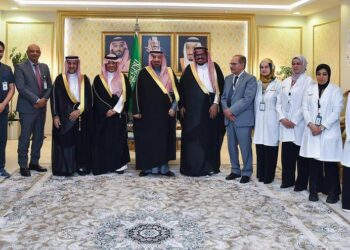 أمير نجران يدشن مجمع بسمات الطبي بالمنطقة