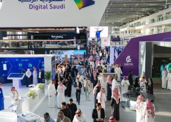 السعودية تدشن أول ملاعبها “الرقمية” هذا العام بتقنيات ذكاء اصطناعي وواقع معزز