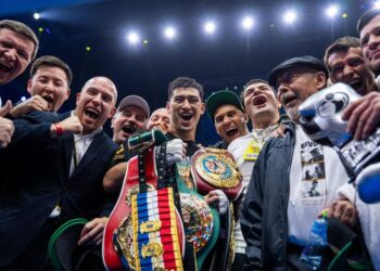 بيفول ينتزع الألقاب الخمسة من بيتربييف ويتوّج بطلاً للعالم بلا منازع في الوزن خفيف الثقيل