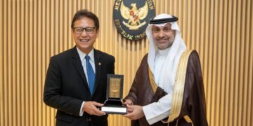 وزير الصحة يزور إندونيسيا لتعزيز التعاون الصحي بين البلدين