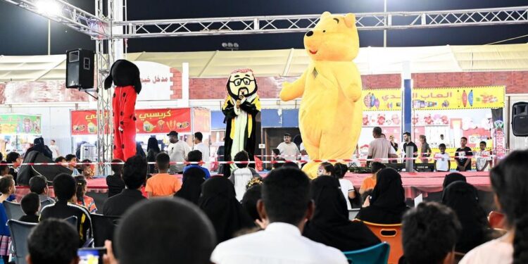 مهرجان صبيا للتسوق والترفيه يُثري تجربة الزوار بعروض فنية متنوعة