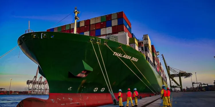 “موانئ” تعلن إضافة خدمة شحن ملاحية جديدة بين السعودية وسوريا لتعزيز التبادل التجاري