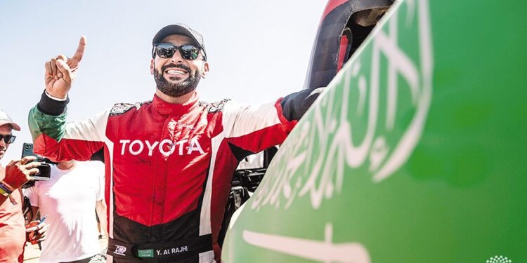 أنت بطلي.. رئيس تويوتا موتور كوربوريشن يحتفي بـ يزيد الراجحي (إنفوجراف)
