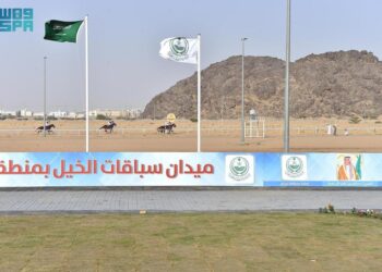 الجواد “بوتان” يحقق كأس الأمير جلوي بن عبدالعزيز في الحفل الثامن لسباقات الخيل بنجران