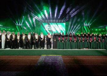 الدفعة 54.. جامعة الملك عبد العزيز تحتفل بتخريج 19712 طالبًا