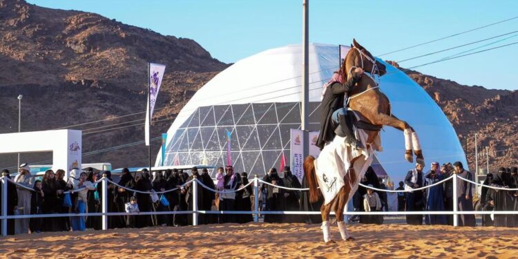 فعالية “استعراض الخيول” تجذب زوار رالي حائل تويوتا الدولي