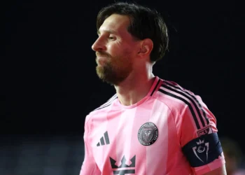 رابطة الدوري الأمريكي تُغرّم ميسي بعد مشادة مع مدرب مساعد