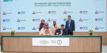 “كاكست” تمنح ترخيصين لتتجير تقنيات البناء المعياري وأنابيب الكربون النانوية