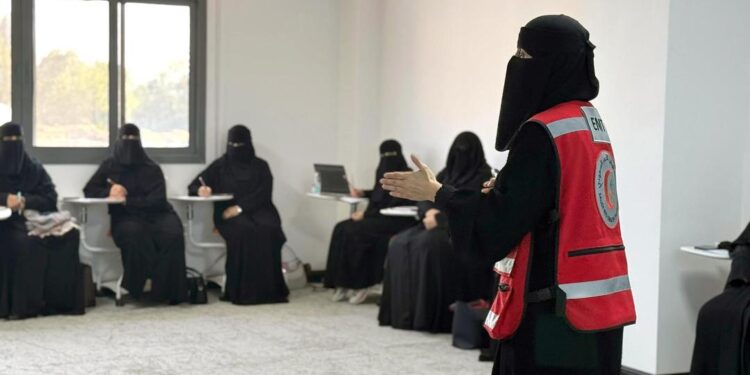 أكثر من 1600 مستفيد من برنامج “المسعف المدرسي” بعسير