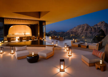 منتجع ديزرت روك.. تحفة معمارية متميزة وسط الطبيعة (فيديو)