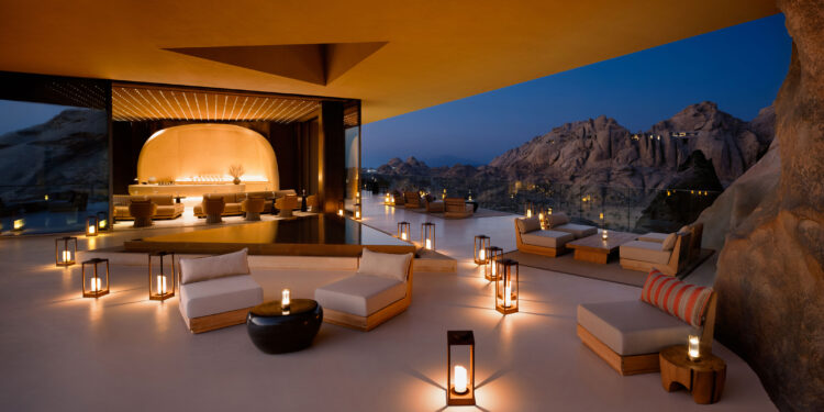 منتجع ديزرت روك.. تحفة معمارية متميزة وسط الطبيعة (فيديو)