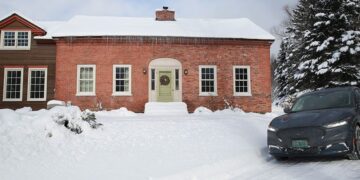 البرد القارس يسرق 20% من طاقة السيارة الكهربائية