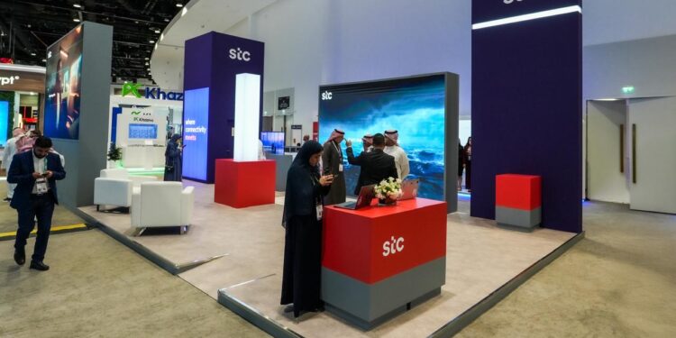 مجموعة stc تبرم شراكات استراتيجية لتعزيز إمكاناتها في مجال البنية التحتية الرقمية