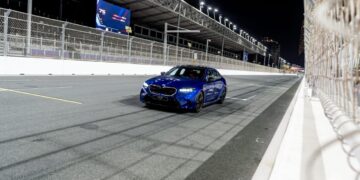شركة محمد يوسف ناغي للسيارات تستضيف تجربة قيادة BMW M في حلبة كورنيش جدة