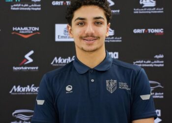 السباح زيد السراج يُسجل رقمًا قياسيًّا في سباق 50 مترًا حرة في بطولة دبي