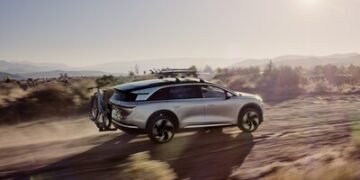 لوسِد» تطرح سيارة «LUCID GRAVITY» للطلب في السعودية