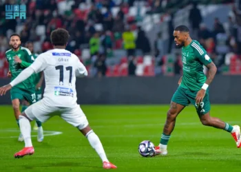 وتيرة المنافسة في دوري المحترفين تتصاعد.. وتعثرات الهلال والاتحاد تزيد من عدد الطامحين باللقب قبل الجولة 20