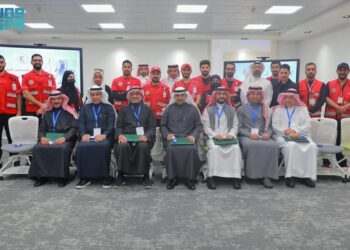 إطلاق برنامج تدريب قيادات ومنسوبي “منظومة الصحة” على دورة المهارات الأساسية للمستجيب الأول