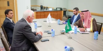 نائب وزير الصناعة لشؤون التعدين يلتقي رؤساء كبرى شركات التعدين العالمية في المؤتمر الدولي للمعادن والمعادن الحرجة BMO 2025