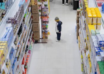 أسواق الحدود الشمالية تشهد حركة نشطة مع قرب حلول شهر رمضان