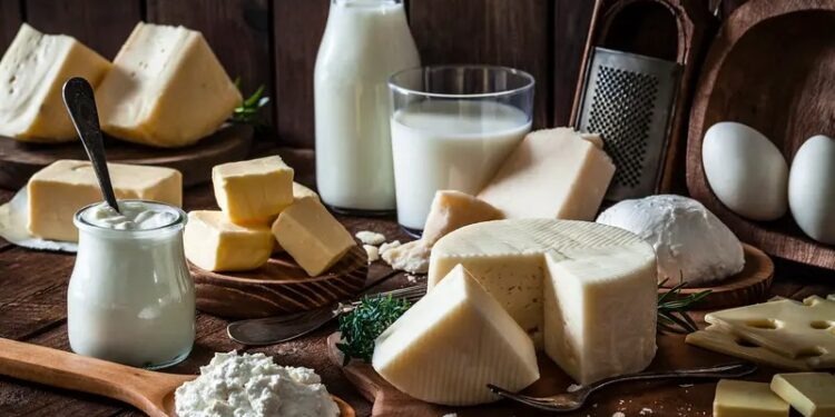 تجنبها.. أطعمة قد تزيد الالتهابات (إنفوجراف)